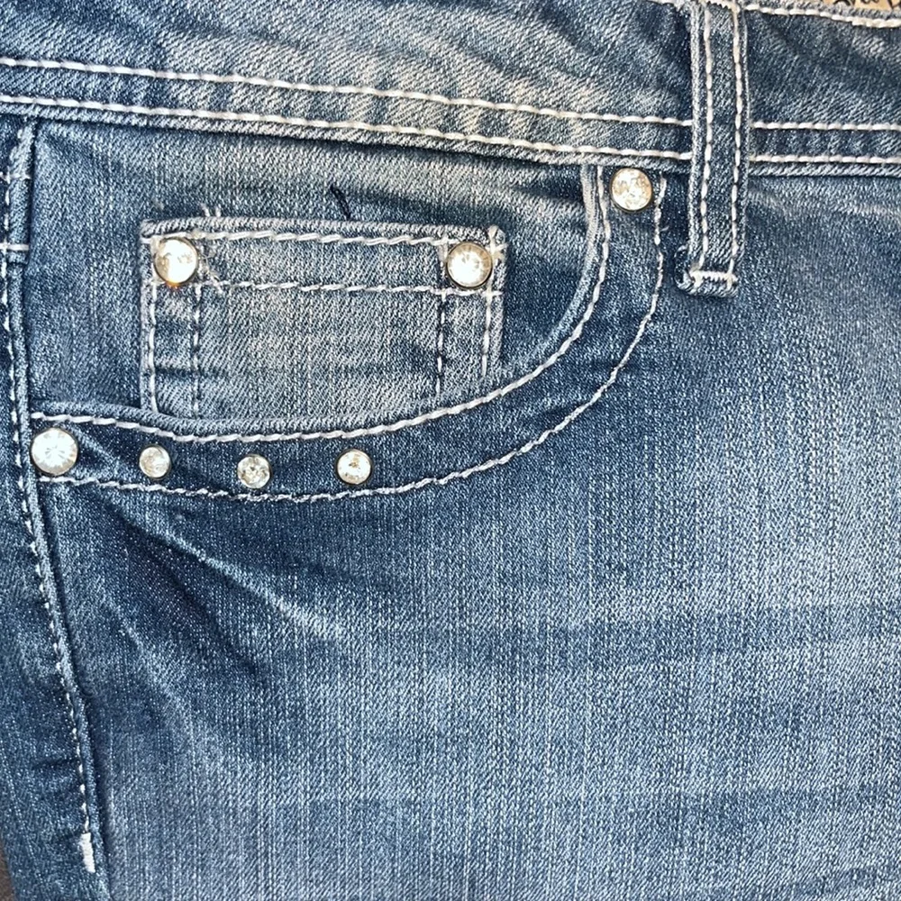 Earl Women’s Mid Rise Medium Wash Embellished‎ Bootcut Jeans Sz 6 Western Bling